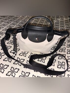 NWOT Longchamp Le Pliage Energy XS Handbag